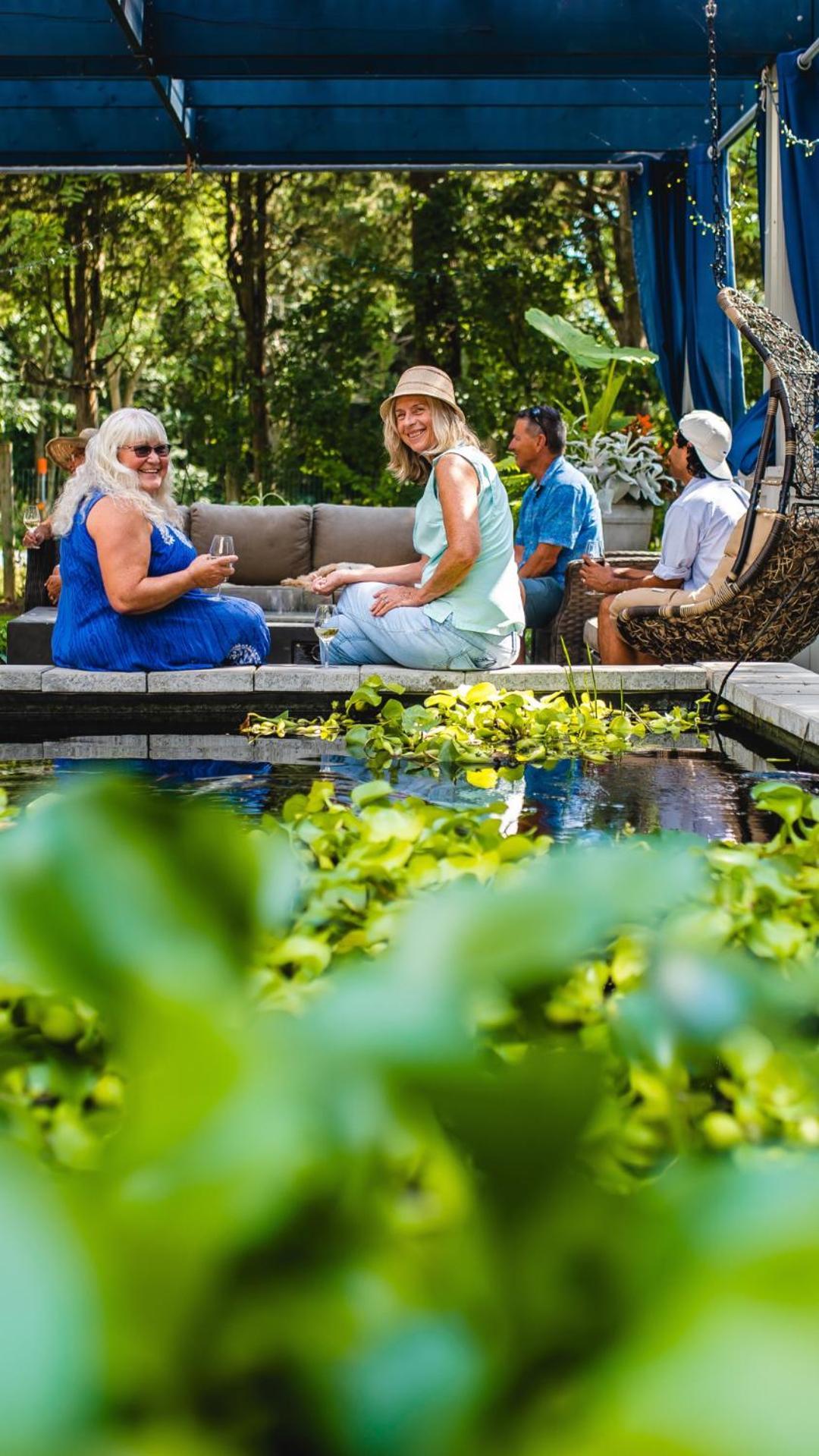 The Walnut Grove Bnb Harrow Bagian luar foto