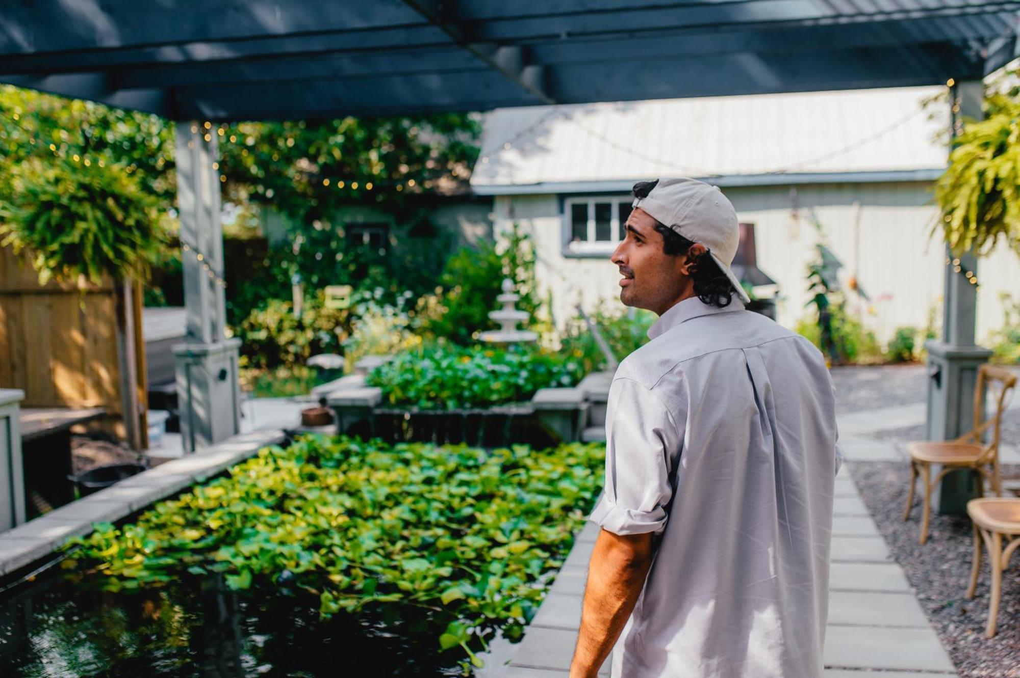 The Walnut Grove Bnb Harrow Bagian luar foto