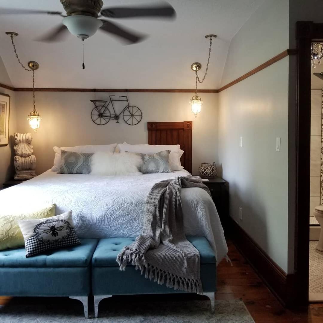 The Walnut Grove Bnb Harrow Ruang foto